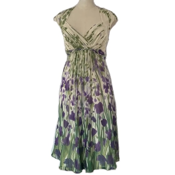 Jones New York Dresses & Skirts - Jones New York- Cream, Green & Lilac, water colour, floral, silk dress, lined 16